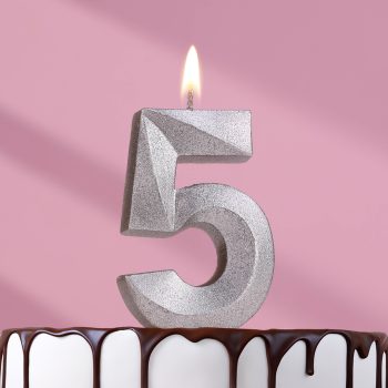 Свеча цифра "5" грань СЕРЕБРО, 7.5см