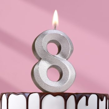 Свеча цифра "8" грань СЕРЕБРО, 7.5см